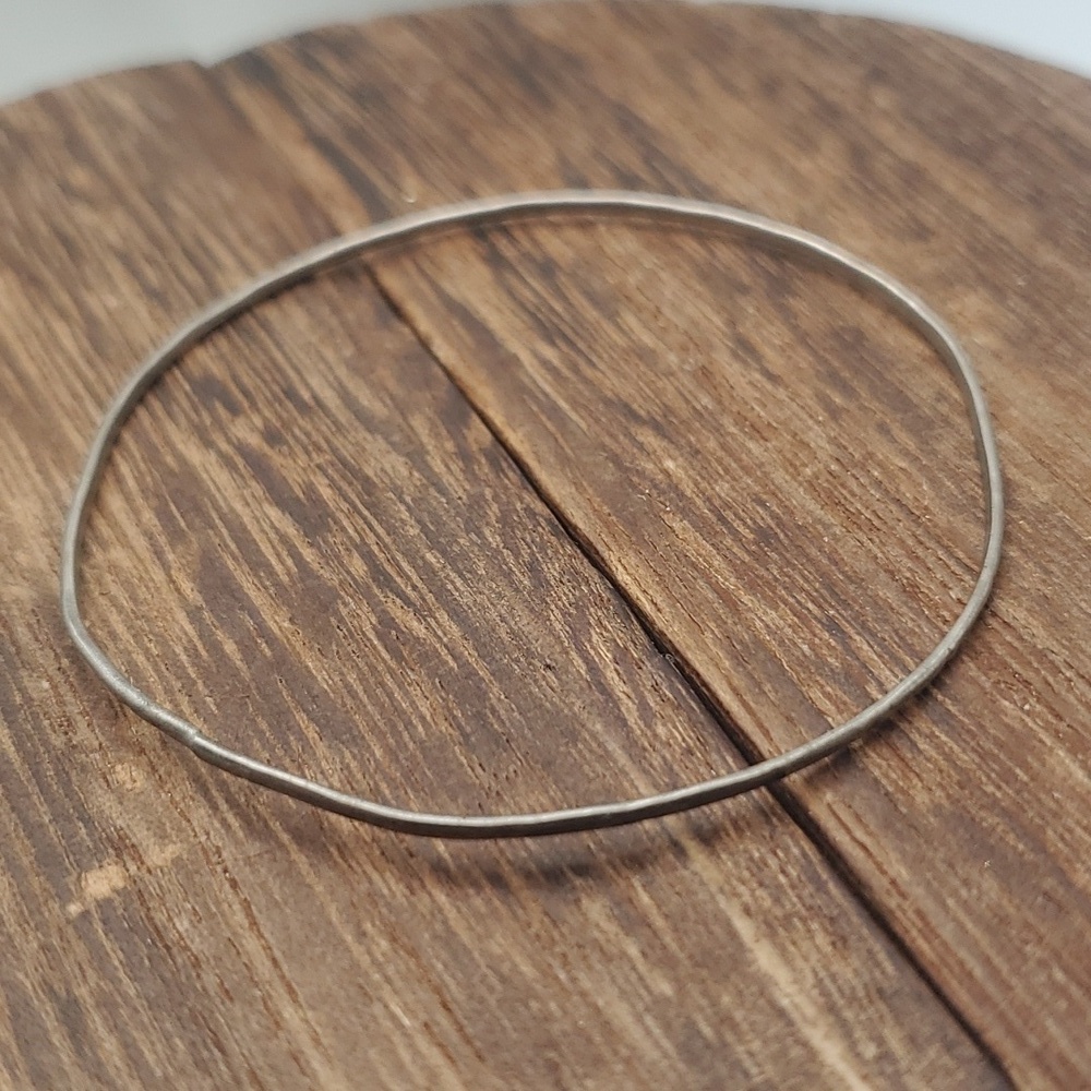 B2233 thin slider midnight bracelet